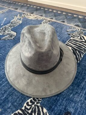 Premier Gray Suede Fedora with Black Leather Band